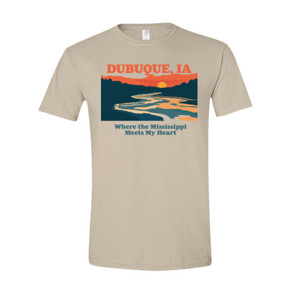 Dubuque, Iowa Where the Mississippi Meets My Heart Retro T-Shirt Thumbnail